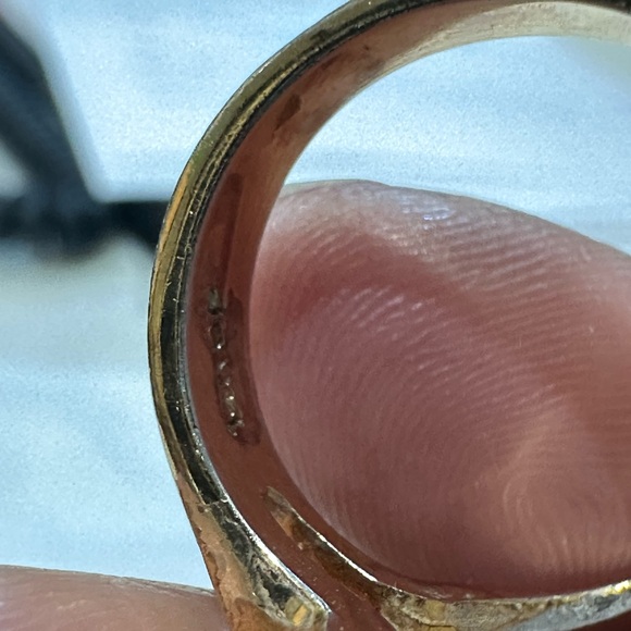 Vintage Lustrous Pearl and Crystal Accent Ring - Picture 11 of 15